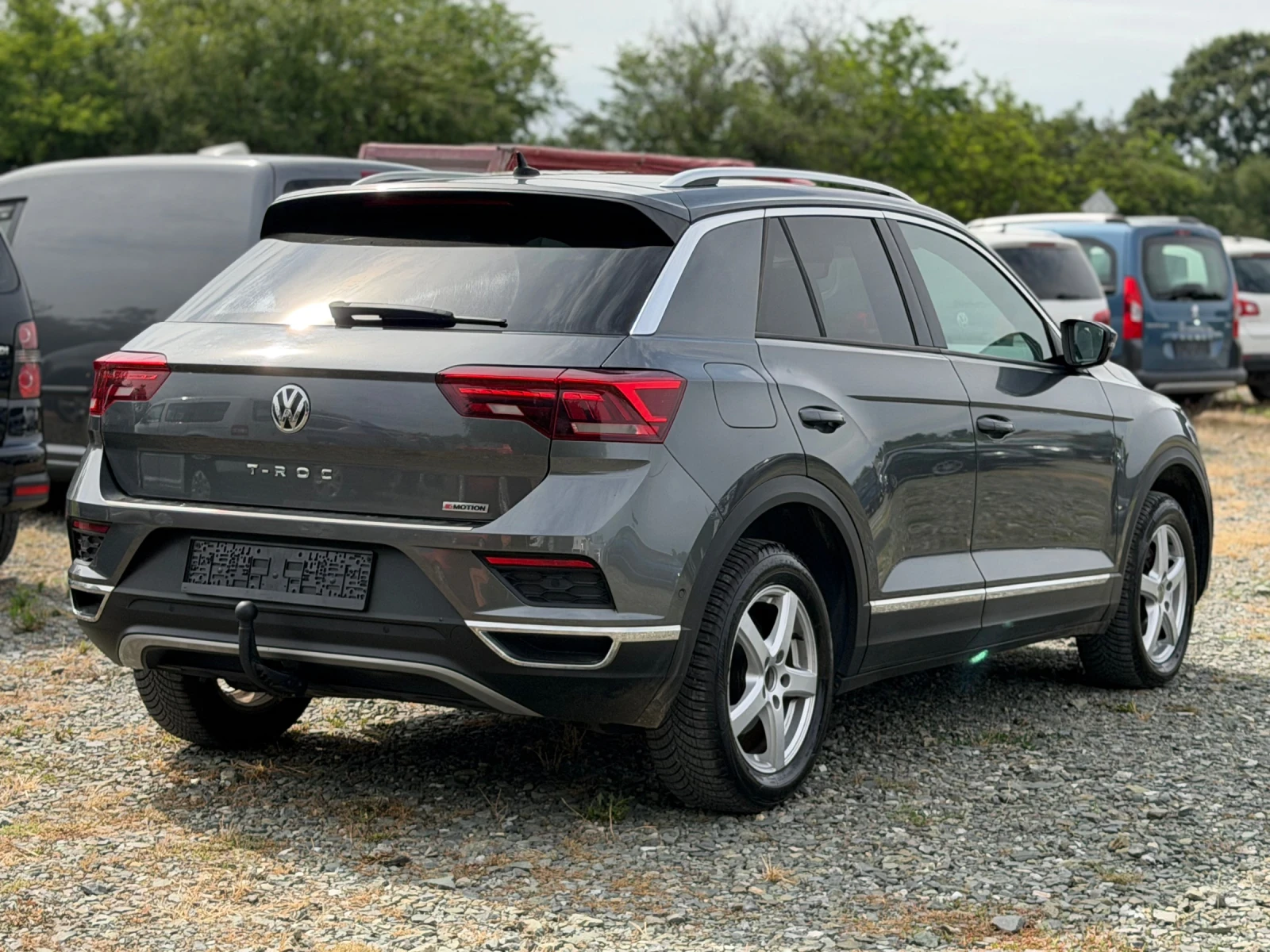 VW T-Roc, снимка 5 - Автомобили и джипове - 55403192