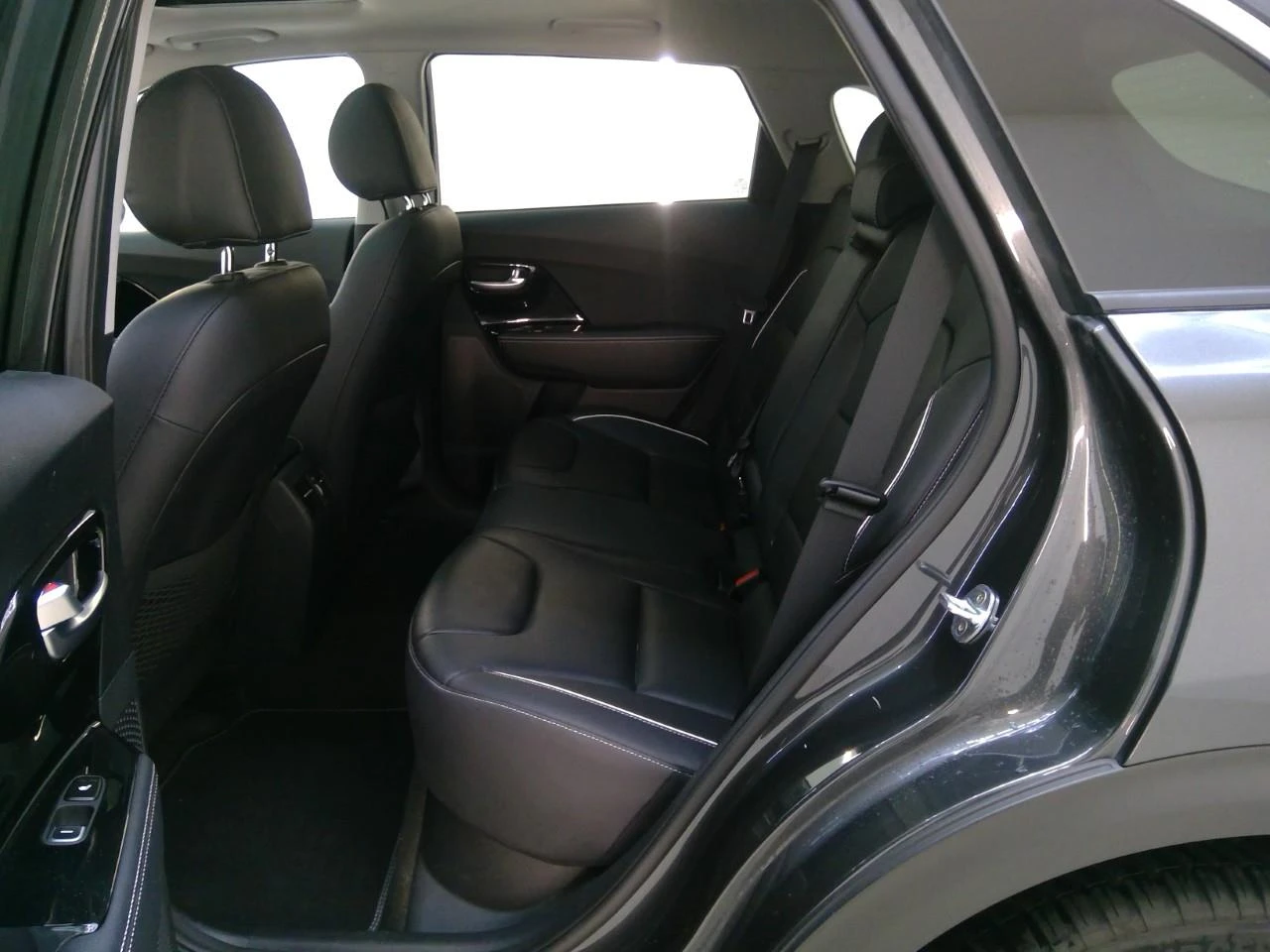 Kia Niro Executive, Каско, JBL, снимка 6 - Автомобили и джипове - 56521857