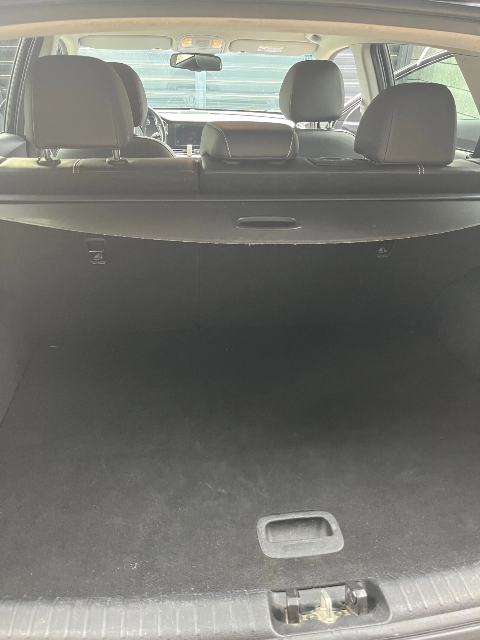 Kia Niro Executive, Каско, JBL, снимка 8 - Автомобили и джипове - 56521857