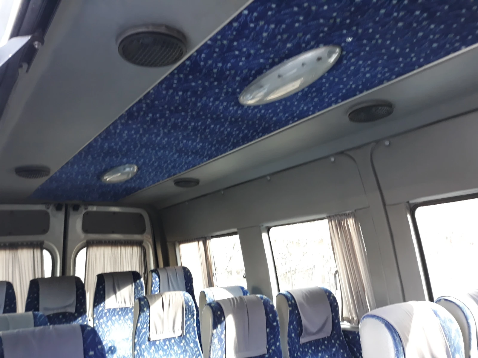 Renault Master 2.5dci, снимка 6 - Бусове и автобуси - 54360052