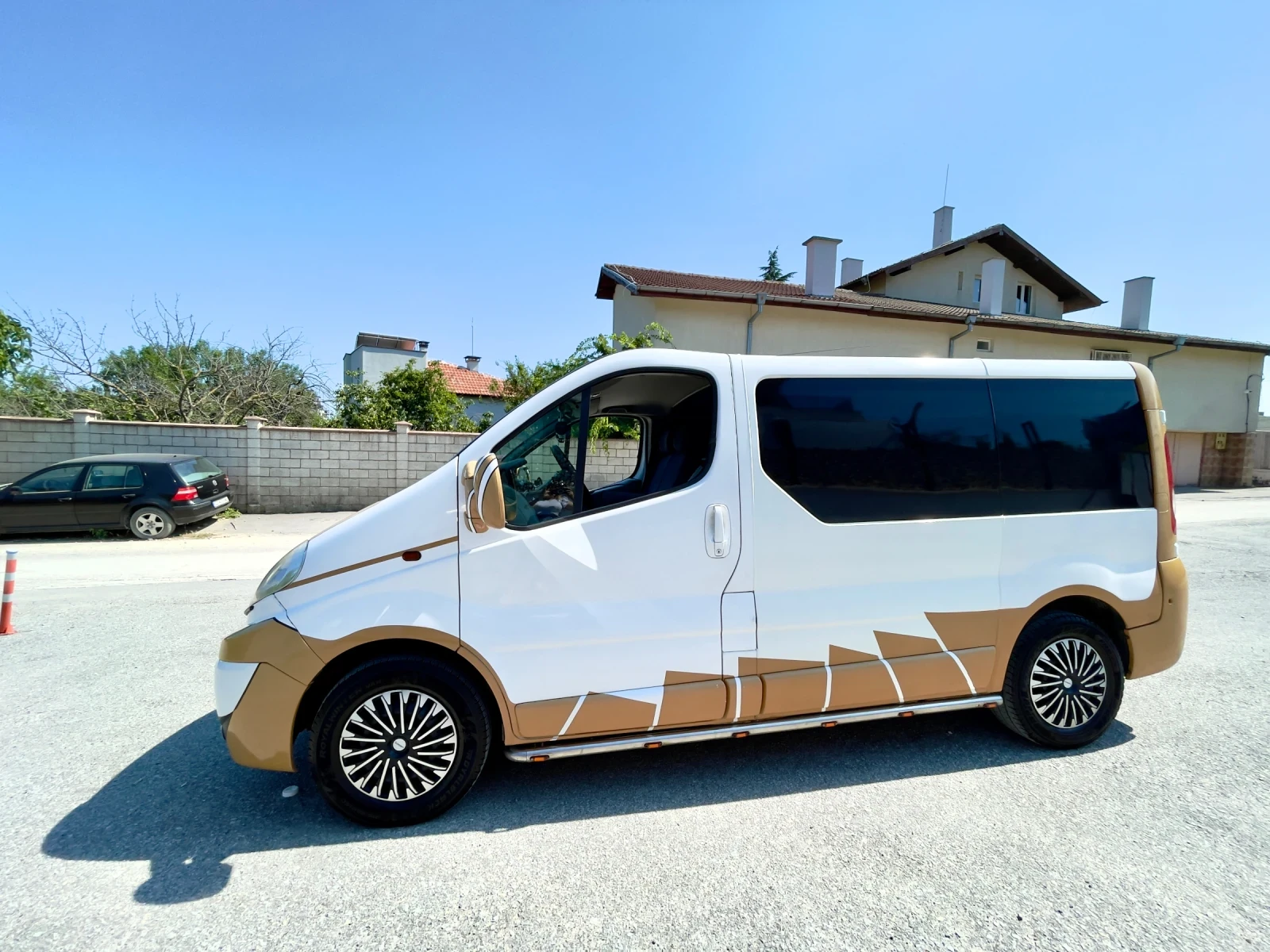 Renault Trafic, снимка 4 - Бусове и автобуси - 55261968