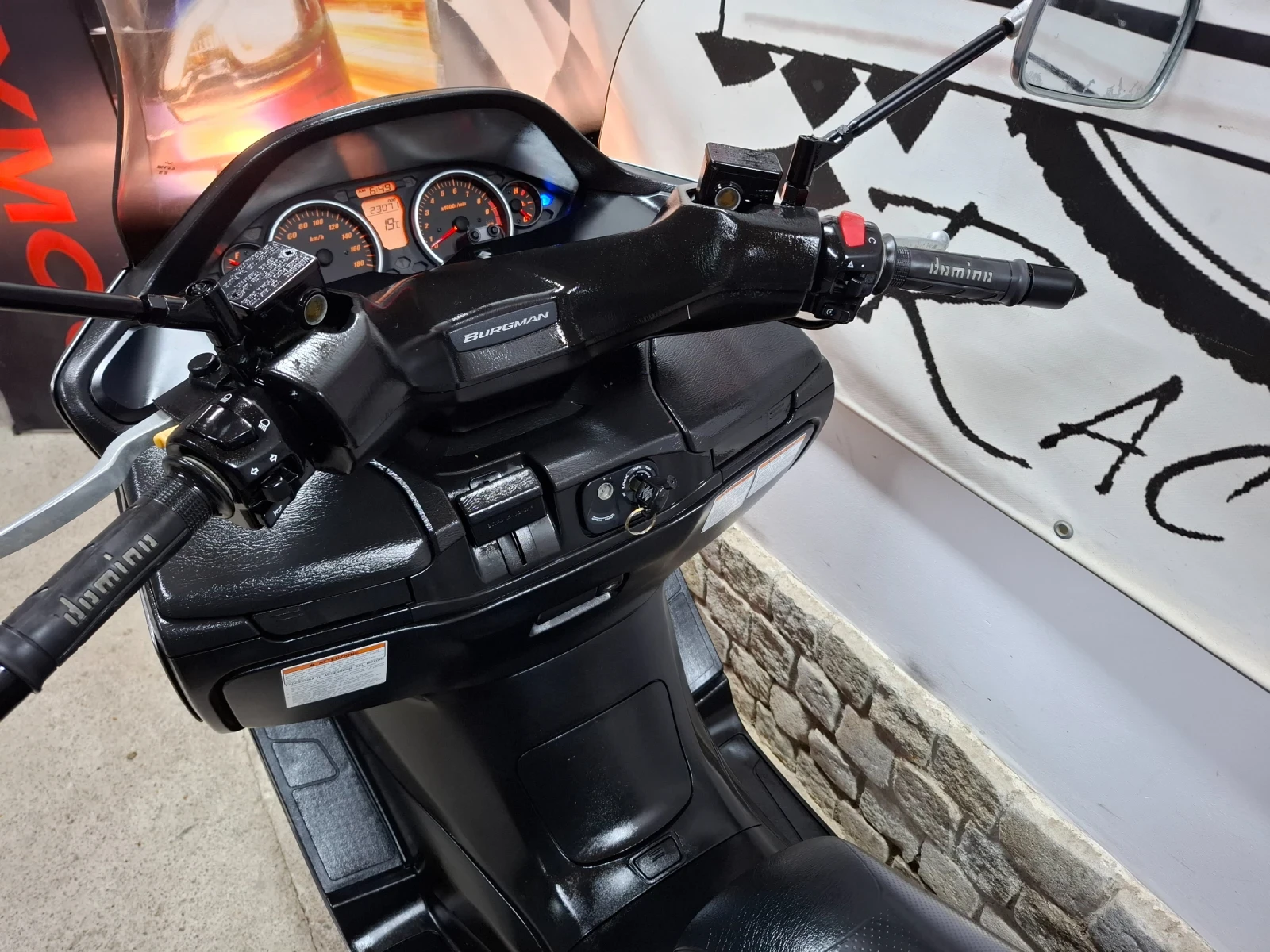 Suzuki Burgman 400i K7 * * *  - изображение 4