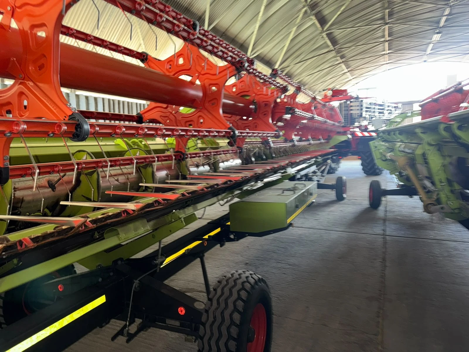Комбайн Claas LEXION 770 TT + CLAAS VARIO 1230 ЛИЗИНГ, снимка 14 - Селскостопанска техника - 56121796