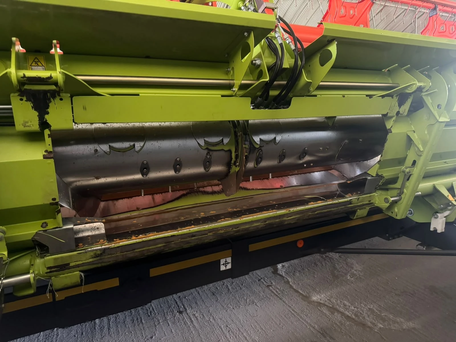 Комбайн Claas LEXION 770 TT + CLAAS VARIO 1230 ЛИЗИНГ, снимка 4 - Селскостопанска техника - 56121796