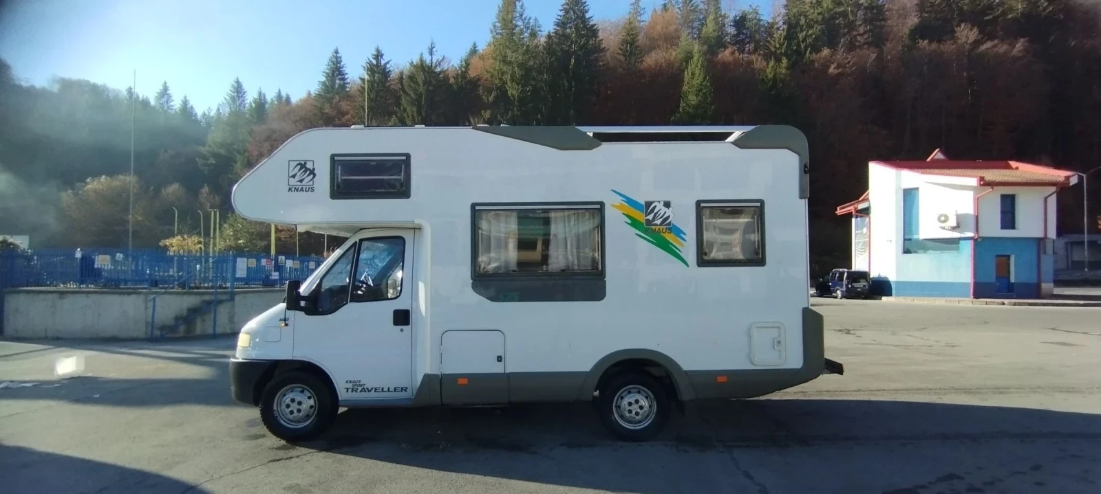 Кемпер Knaus Traveller 575 sport - изображение 10