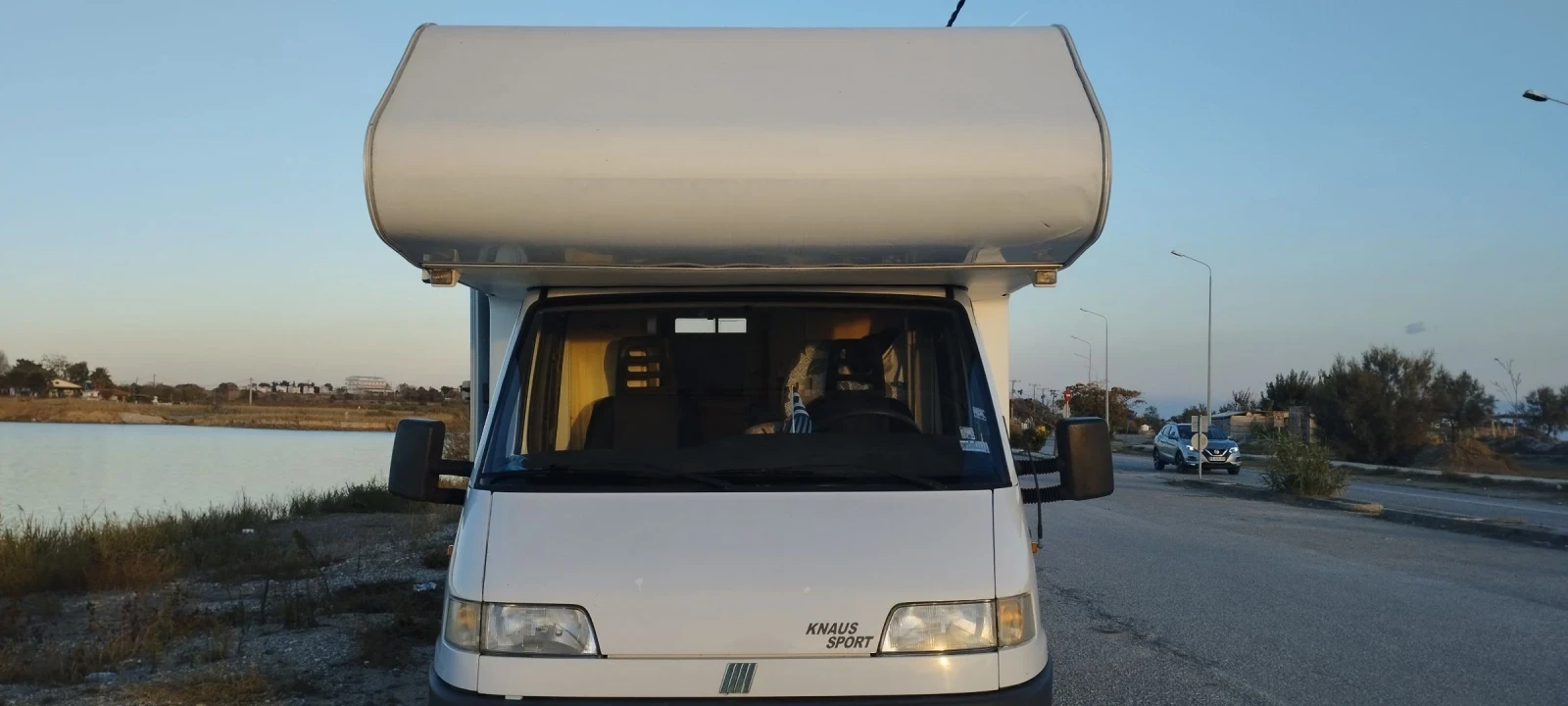 Кемпер Knaus Traveller 575 sport - изображение 7