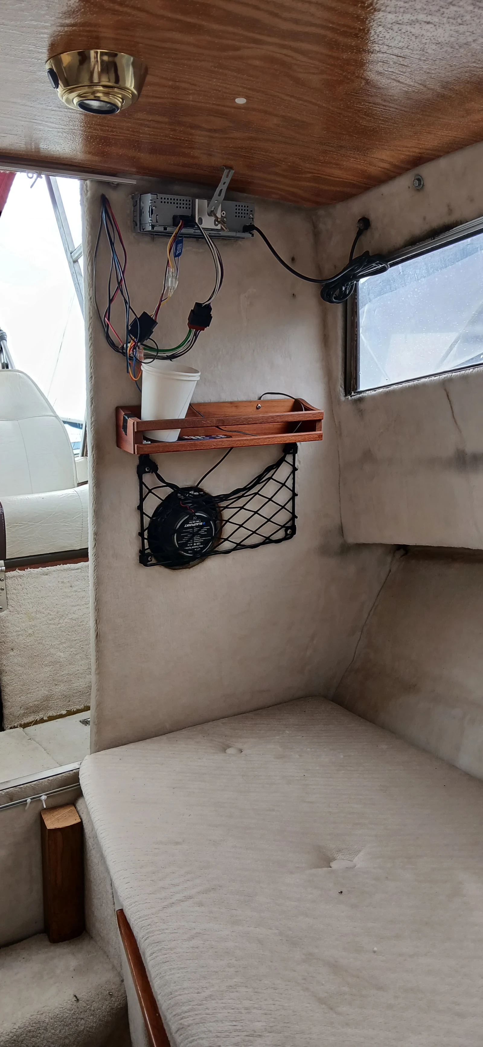 Моторна яхта Skibsplast 600vs, снимка 13 - Воден транспорт - 55876829