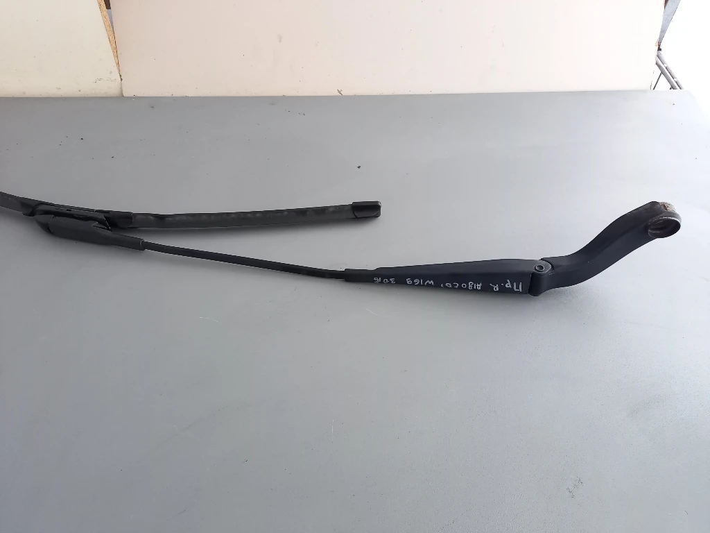     180 W169  | Mobile.bg   1