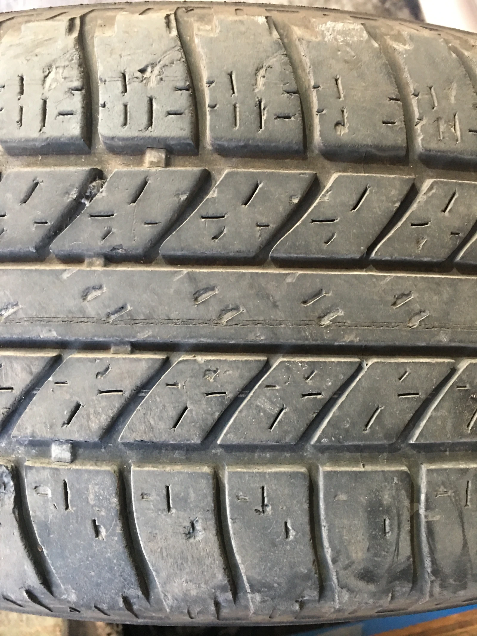  235/65R17 | Mobile.bg   6