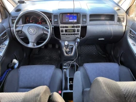 Toyota Corolla verso, снимка 2