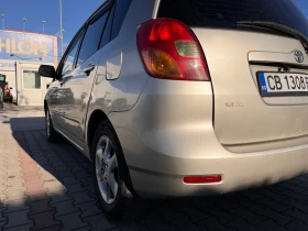 Toyota Corolla verso, снимка 11