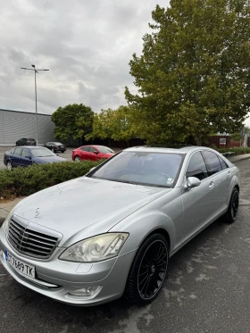     Mercedes-Benz S 500