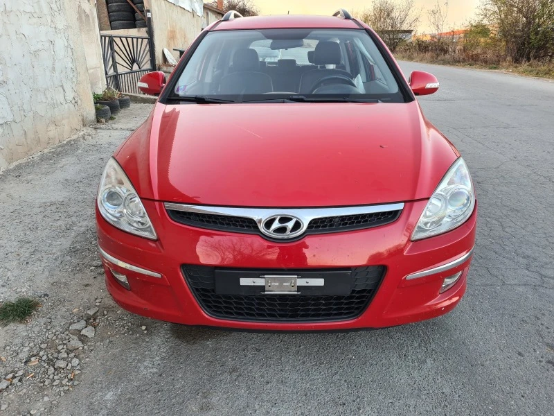 Hyundai I30 1.6crdi 90к.с cw, снимка 1 - Автомобили и джипове - 47659893