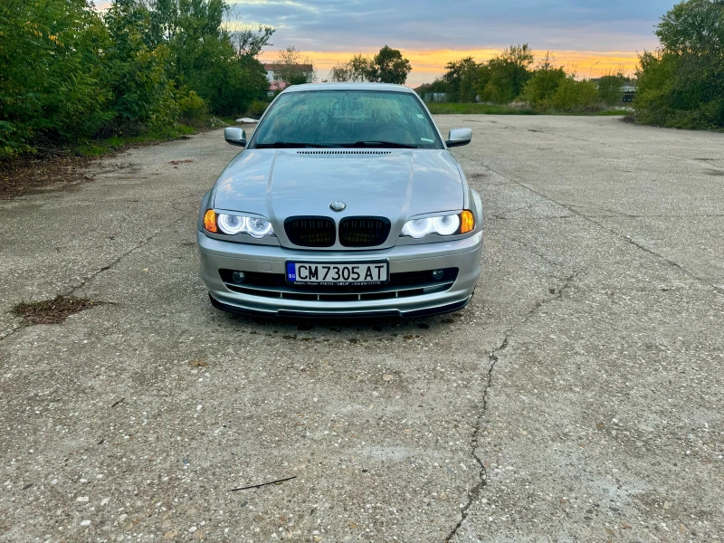 BMW 320 320CI, снимка 1 - Автомобили и джипове - 47628155