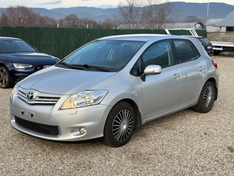 Toyota Auris 1.4d 90hp NAVi/CAMERA/EVRO5B, снимка 3 - Автомобили и джипове - 48622717