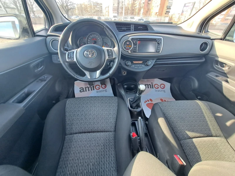 Toyota Yaris, снимка 11 - Автомобили и джипове - 49272983