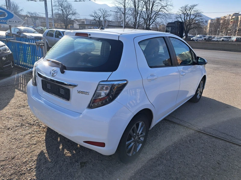 Toyota Yaris, снимка 7 - Автомобили и джипове - 49272983