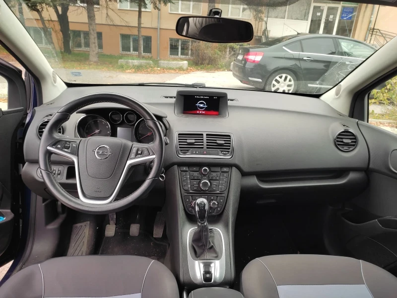 Opel Meriva, снимка 1 - Автомобили и джипове - 49286435