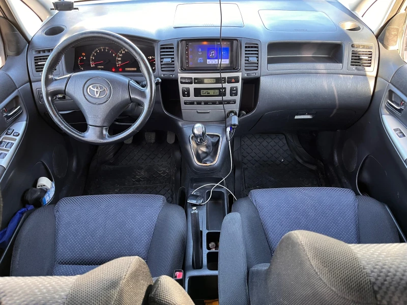 Toyota Corolla verso, снимка 2 - Автомобили и джипове - 49425206