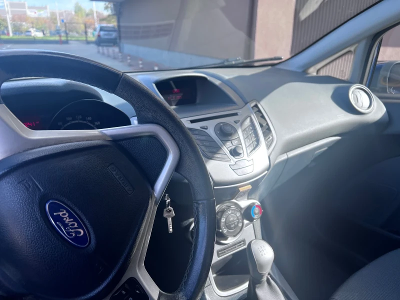 Ford Fiesta, снимка 12 - Автомобили и джипове - 52346721