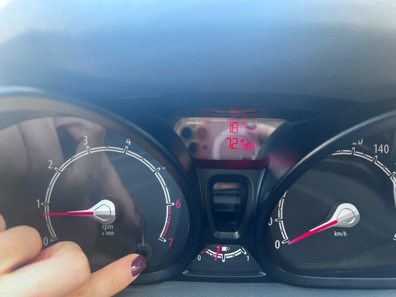 Ford Fiesta, снимка 15 - Автомобили и джипове - 52346721