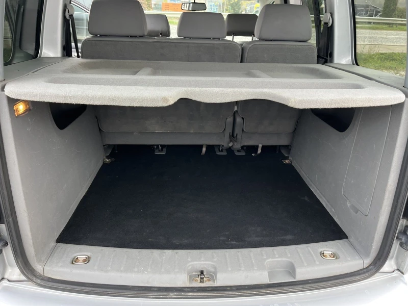 VW Caddy 1.9TDI 105кс. КЛИМАТИК EURO 4 ПАРКТРОНИК, снимка 14 - Автомобили и джипове - 52538293