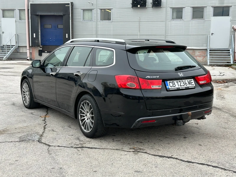 Honda Accord 2.2cdri 150кс, снимка 3 - Автомобили и джипове - 52640897