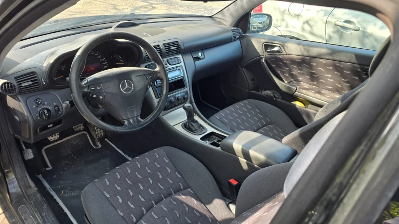 Mercedes-Benz C 200 Kompressor , снимка 7 - Автомобили и джипове - 53325052