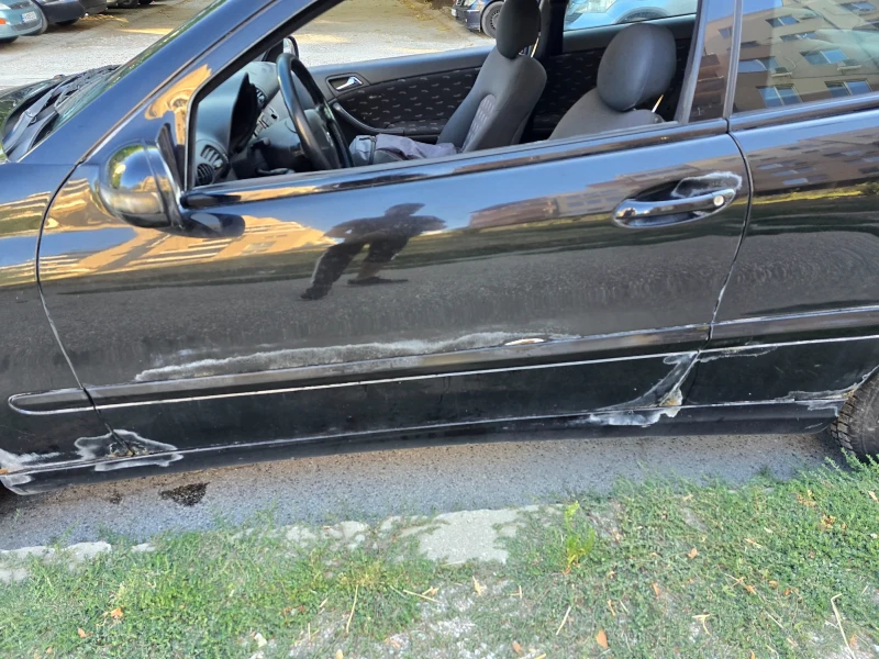 Mercedes-Benz C 200 Kompressor , снимка 3 - Автомобили и джипове - 53325052