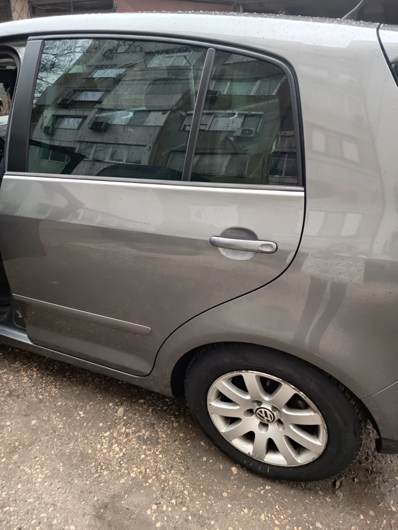 VW Golf Plus, снимка 7 - Автомобили и джипове - 53415492