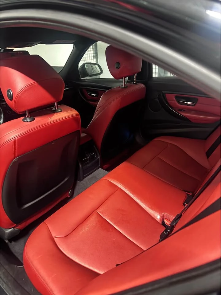 BMW 328 M PACK * ЧЕРВЕНА КОЖА * PANO * CARFAX * , снимка 11 - Автомобили и джипове - 53275035