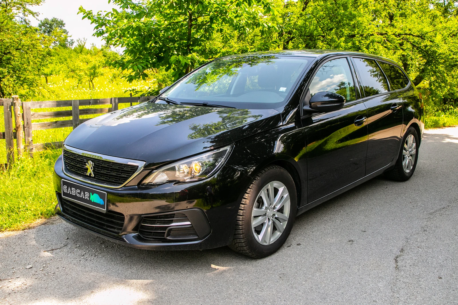 Peugeot 308 1.6 BlueHDI, снимка 1