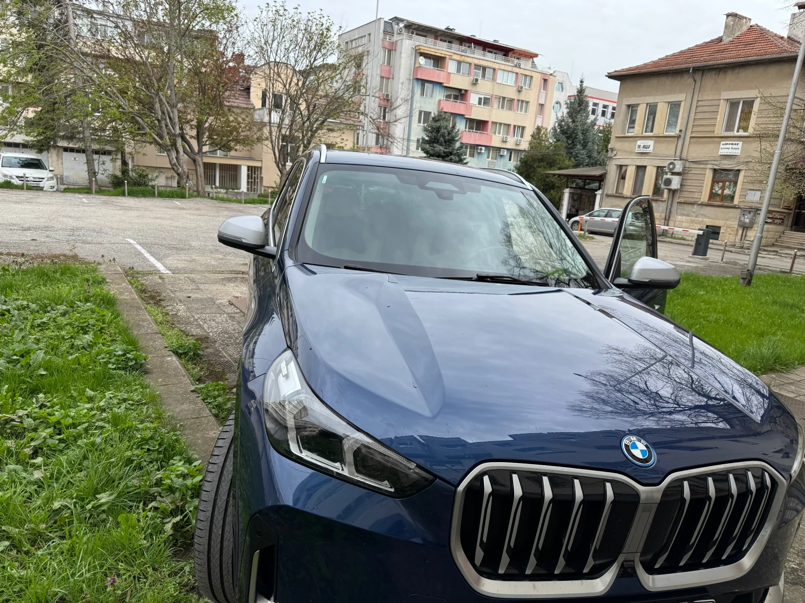 BMW X1 xDrive30e, Гаранционен, Harman Kardon, снимка 1