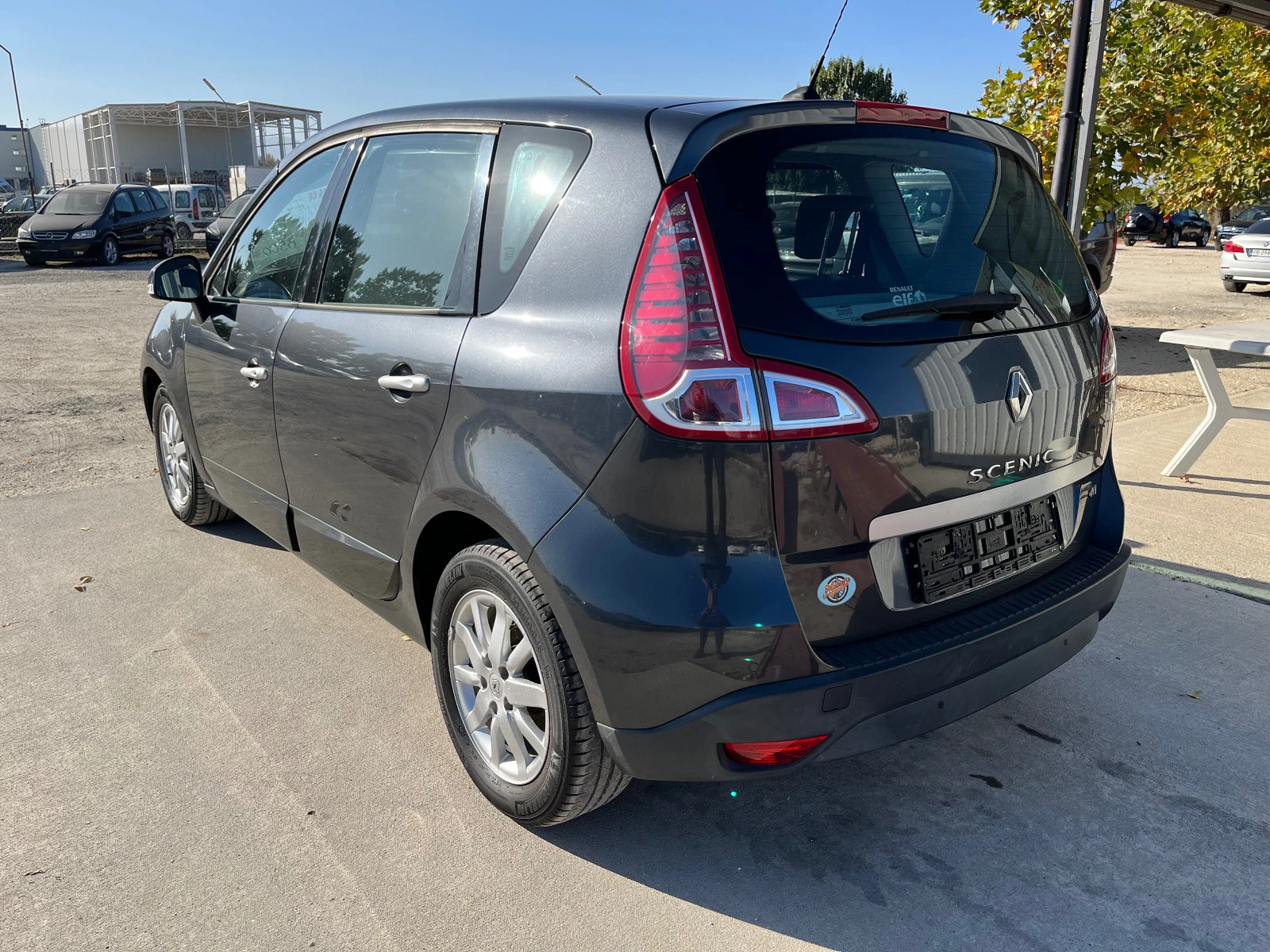 Renault Scenic 1.5 dCi - изображение 3