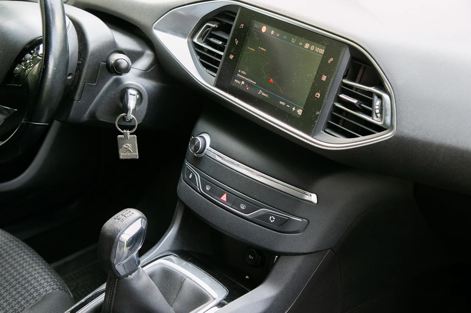 Peugeot 308 1.6 BlueHDI | Mobile.bg — изображение 13