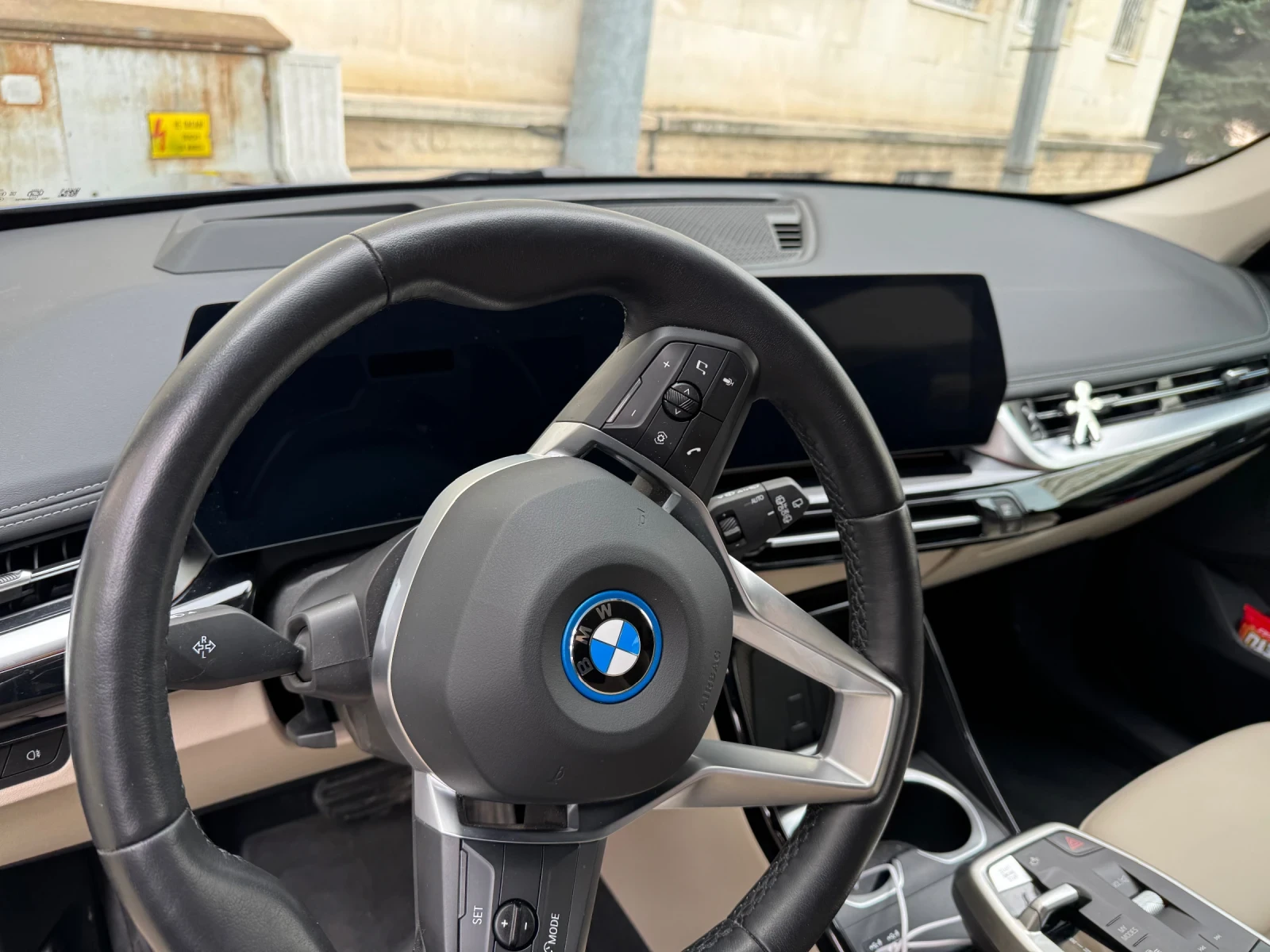 BMW X1 xDrive - изображение 10