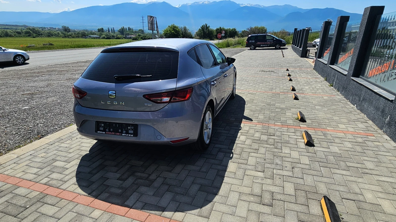 Seat Leon 1.6TDI ---NAVI--EVRO-6 - изображение 7
