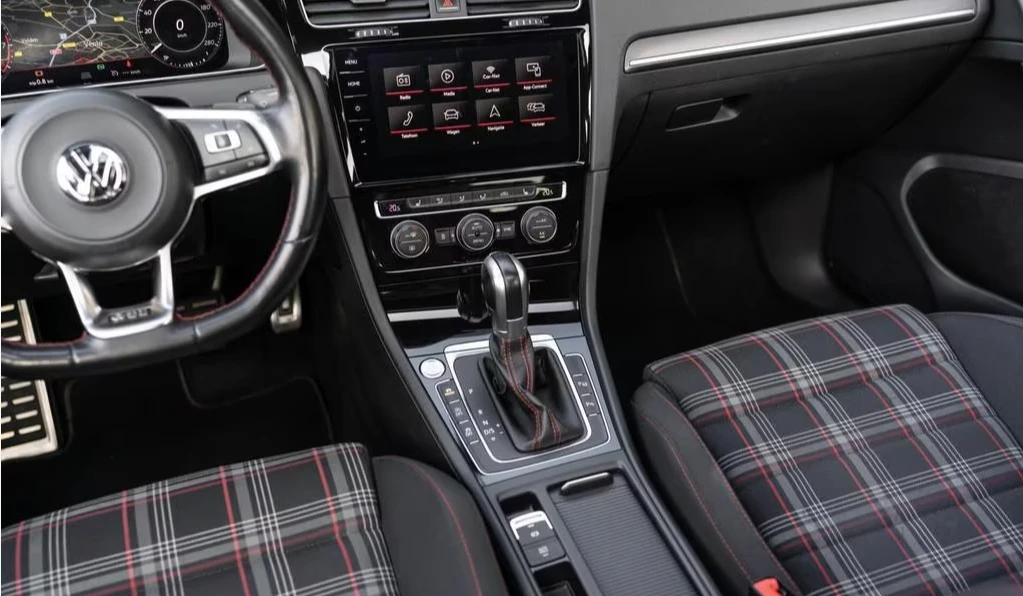 VW Golf 2.0TSI - изображение 6