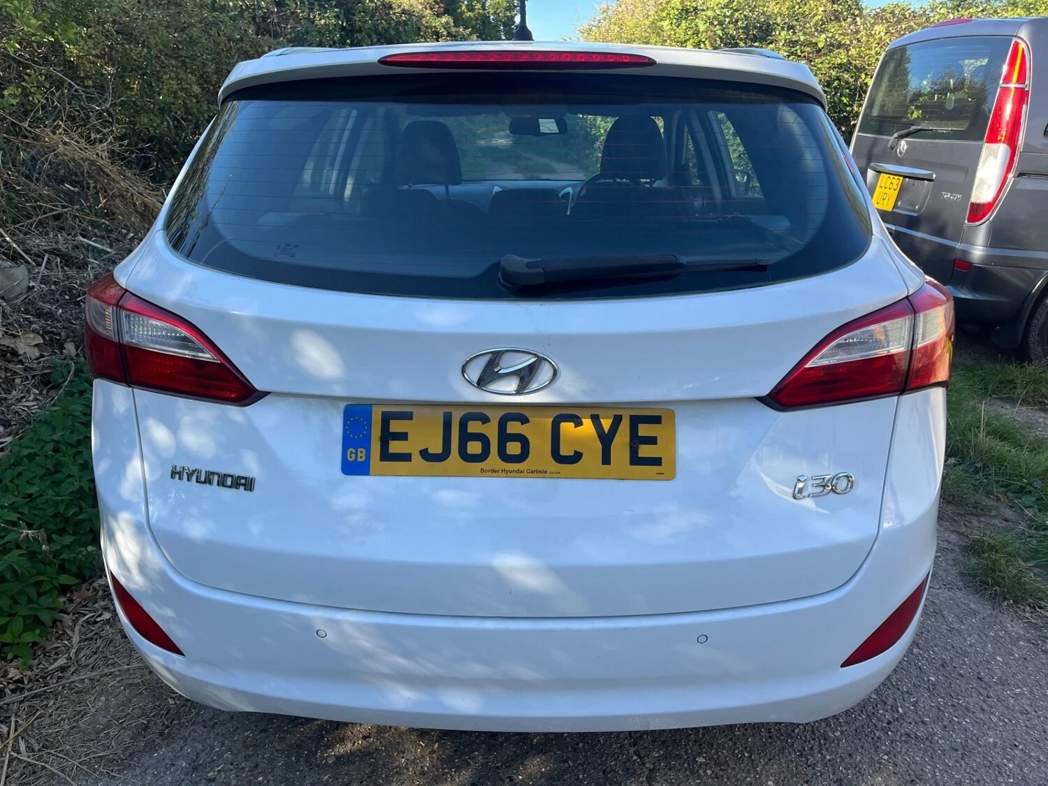 Hyundai I30 1.6 crdi 109к.с - изображение 5