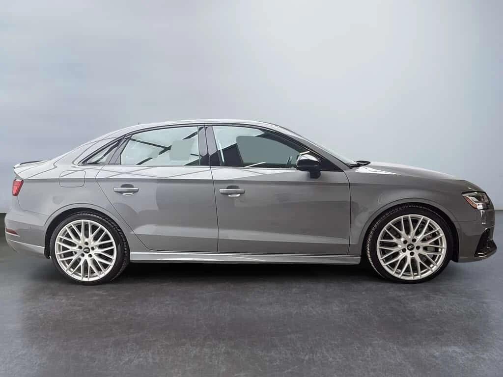 Audi Rs3 * 2.5 TFSI quattro S tronic * CARFAX * БЕЗ ПЪРВОНА - изображение 5