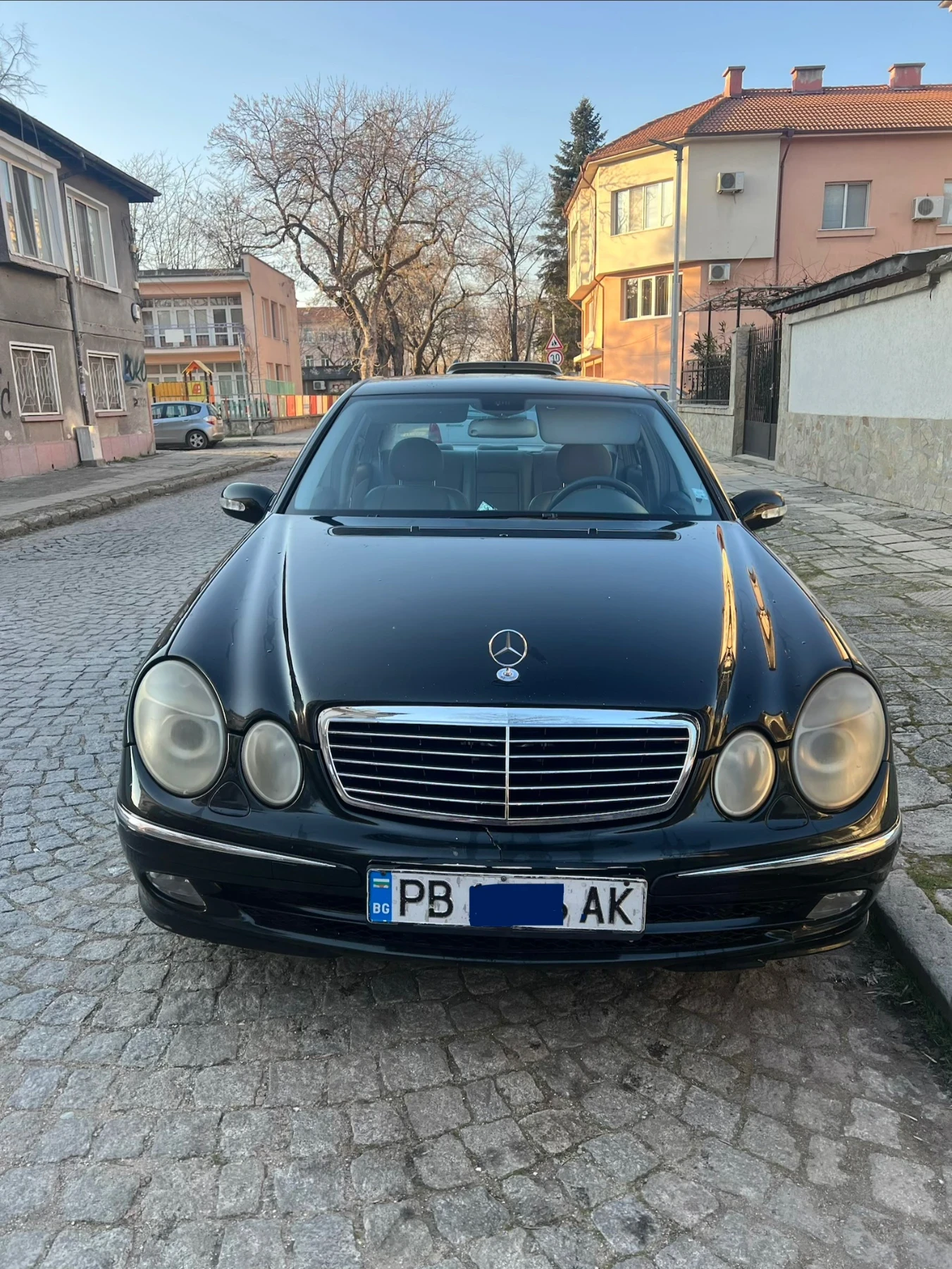 Mercedes-Benz E 220