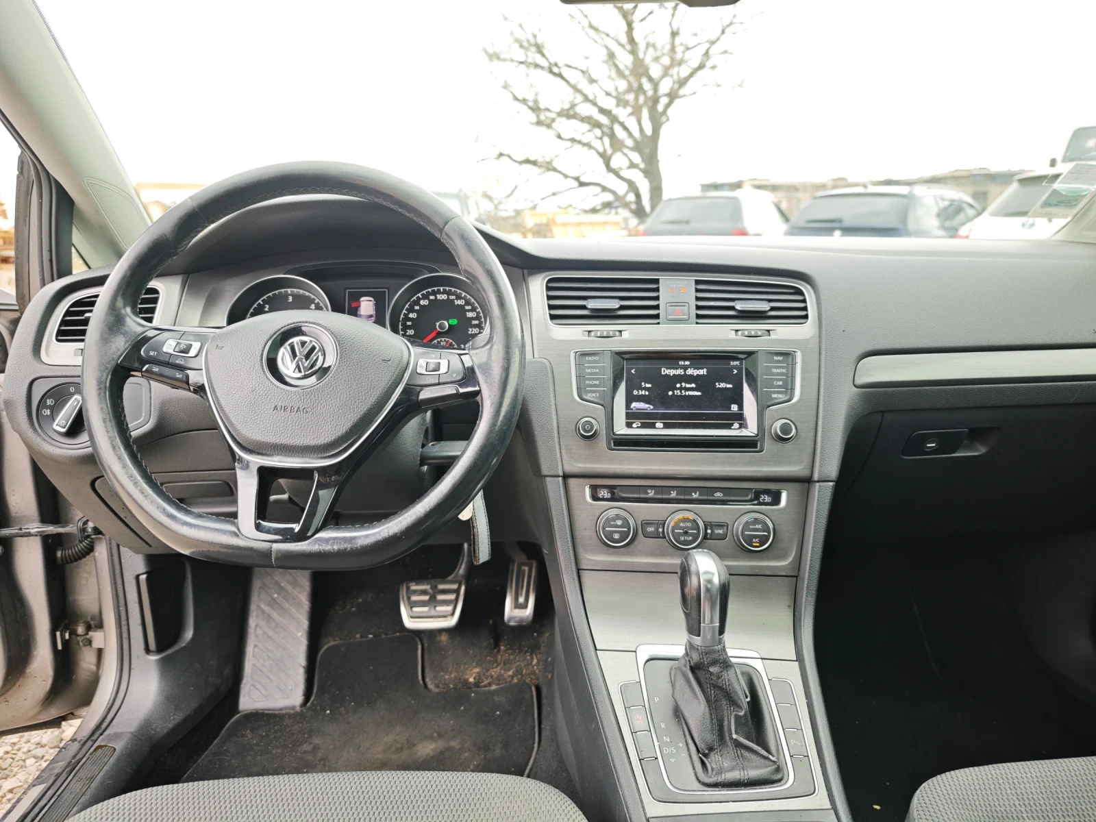 VW Golf 1.6 DSG, снимка 7 - Автомобили и джипове - 53913772