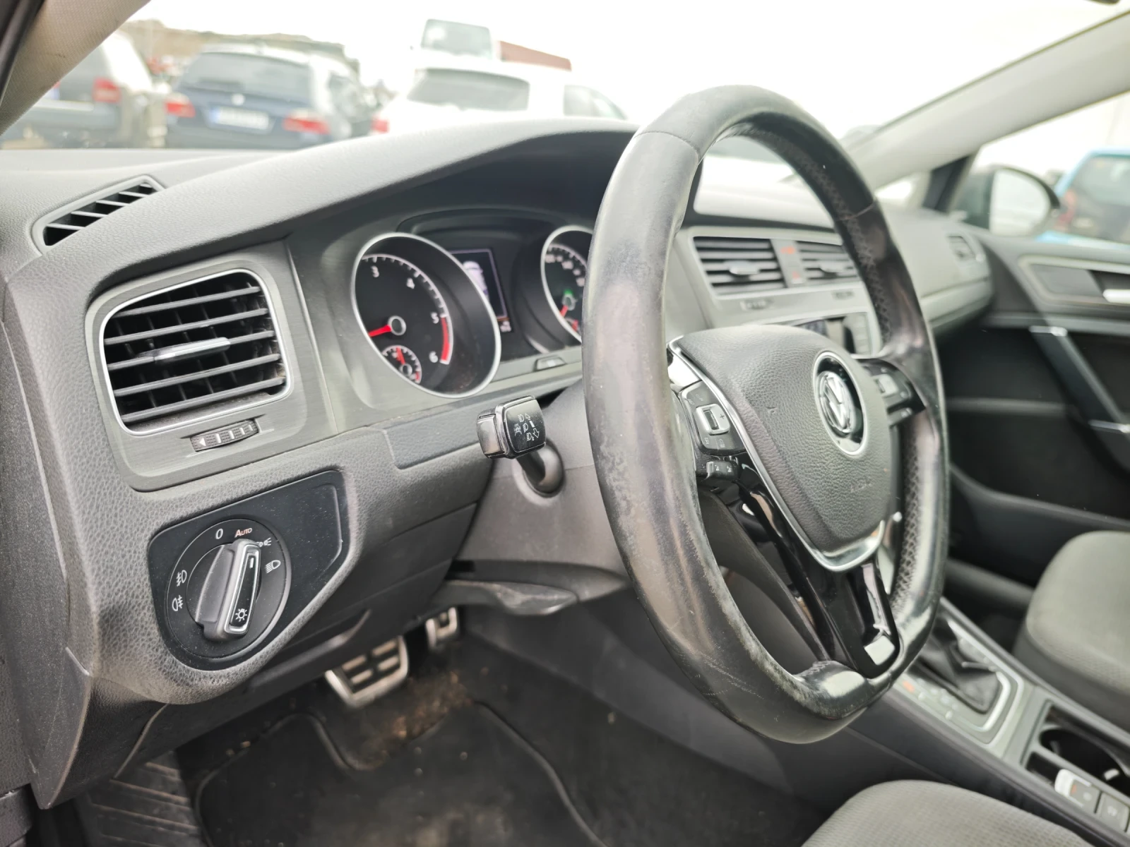 VW Golf 1.6 DSG, снимка 12 - Автомобили и джипове - 53913772
