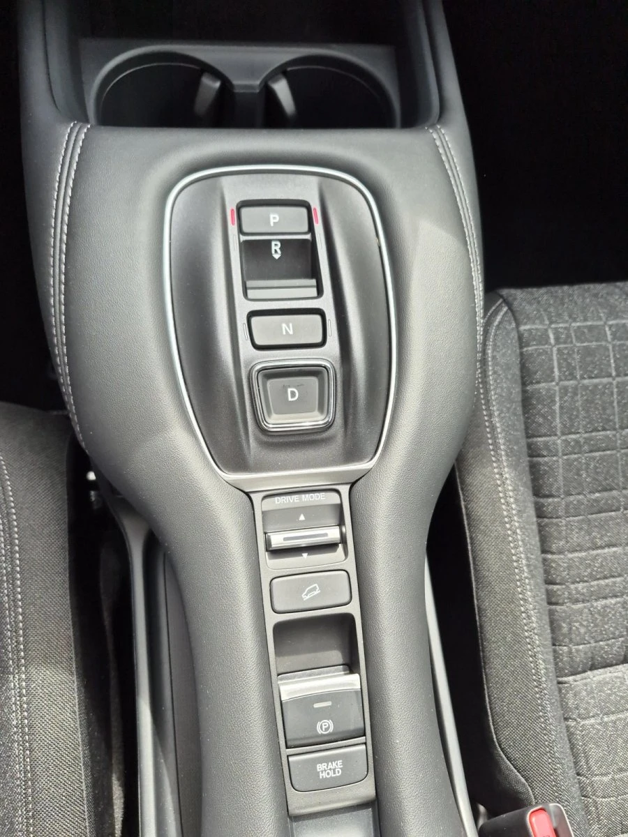 Honda ZR-V Hybrid| 2025| 3000 ��. | Mobile.bg � ����������� 12