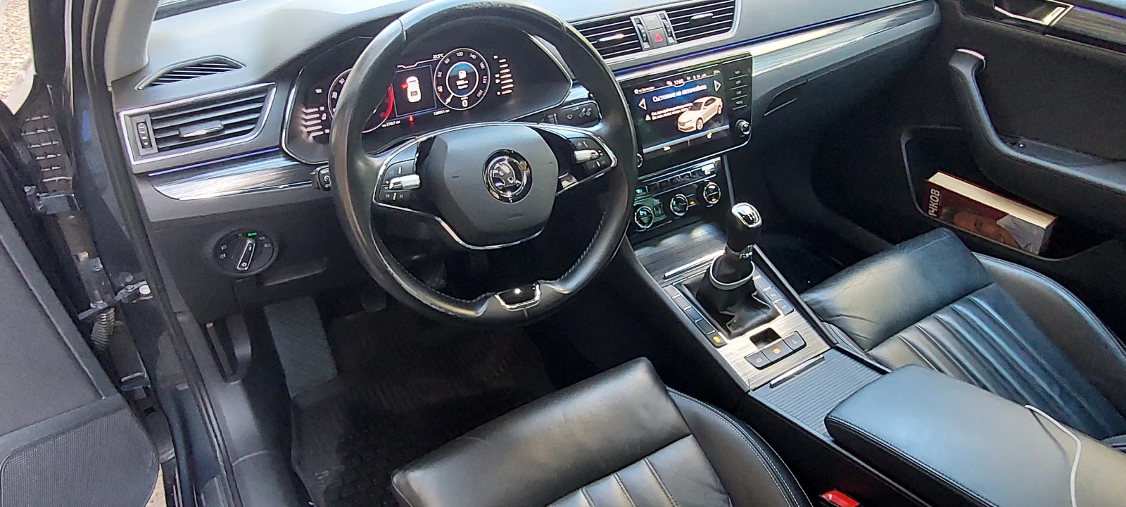 Skoda Superb Edition, снимка 14 - Автомобили и джипове - 54344769