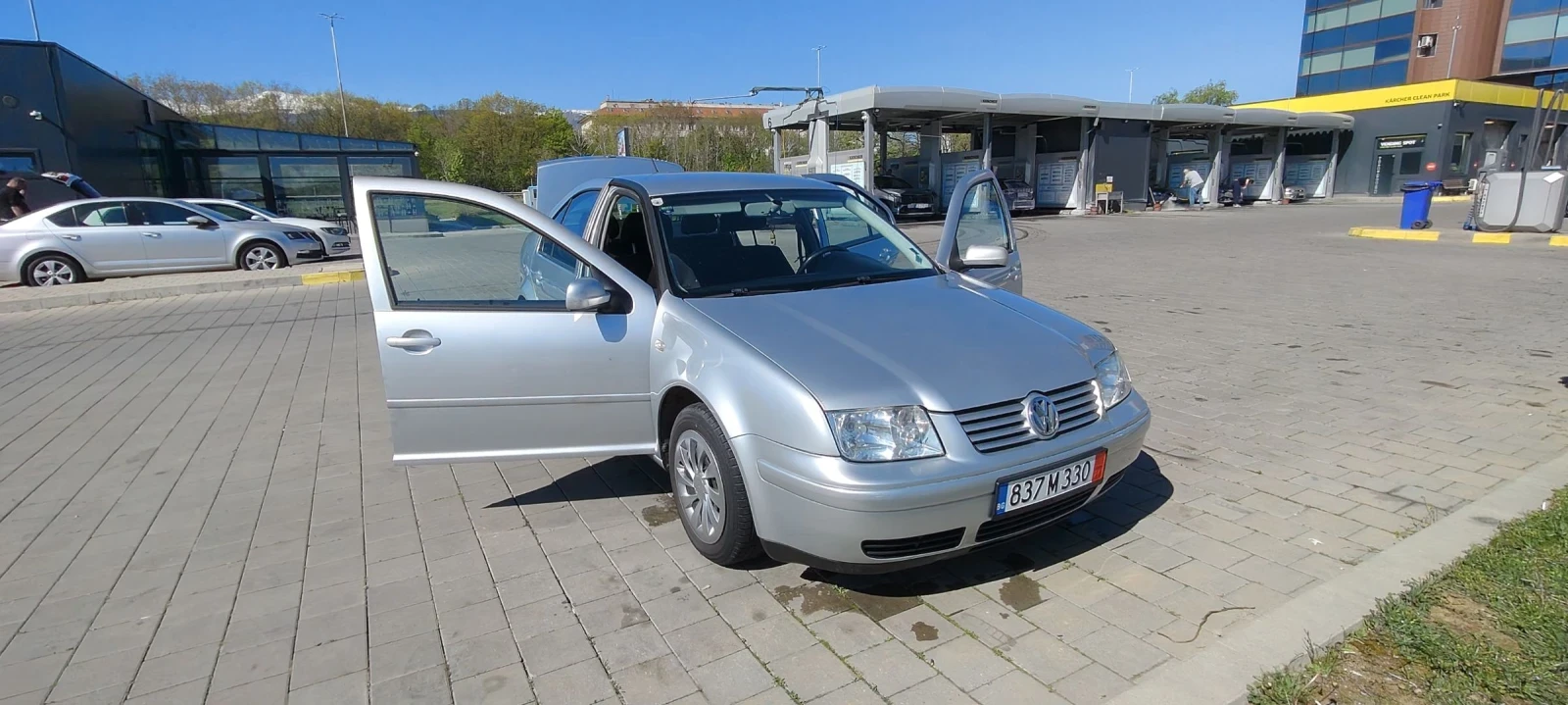 VW Bora 1.4.16V.75ks, снимка 7 - Автомобили и джипове - 54372496
