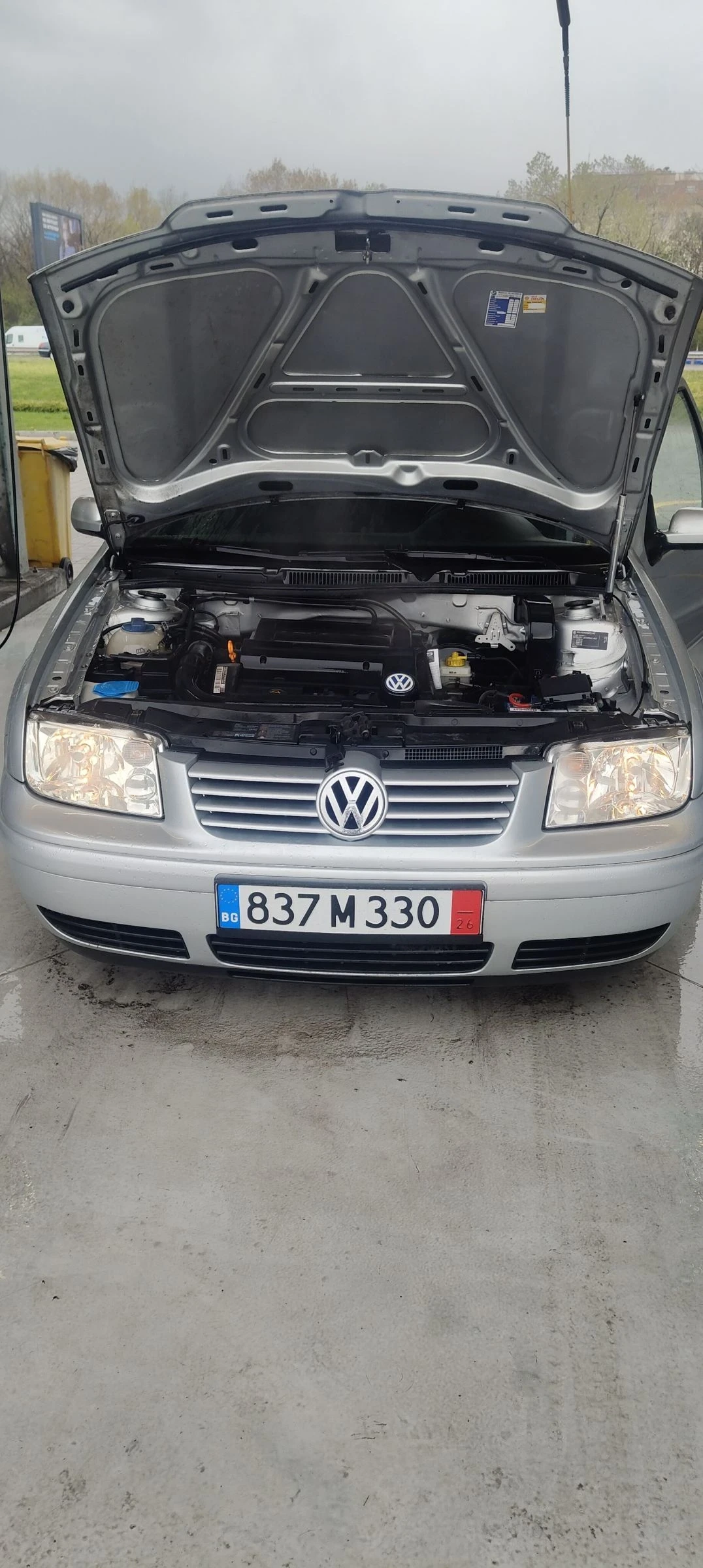 VW Bora 1.4.16V.75ks, снимка 2 - Автомобили и джипове - 54372496