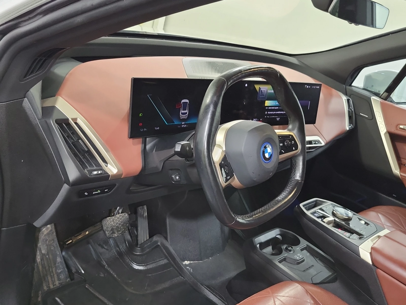 BMW iX xDrive50, снимка 9 - Автомобили и джипове - 54417167