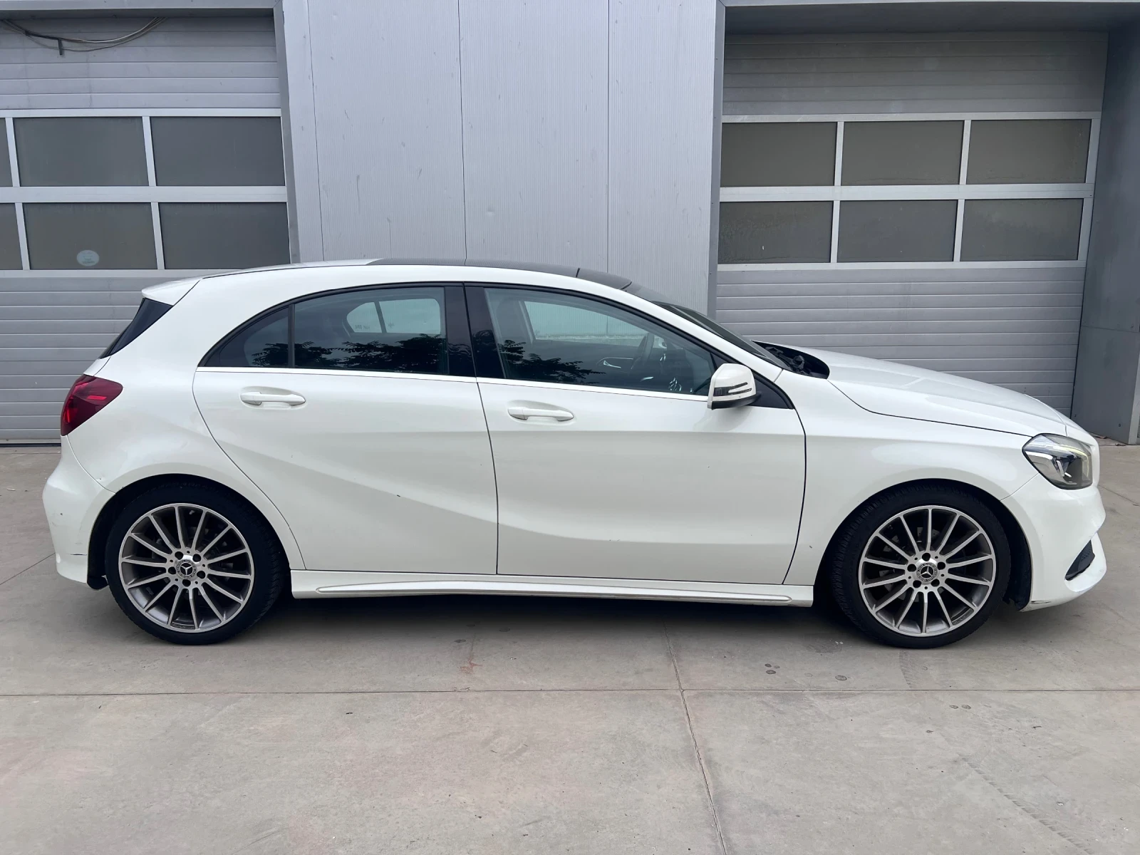 Mercedes-Benz A 180 180d Premium, снимка 6 - Автомобили и джипове - 55406702