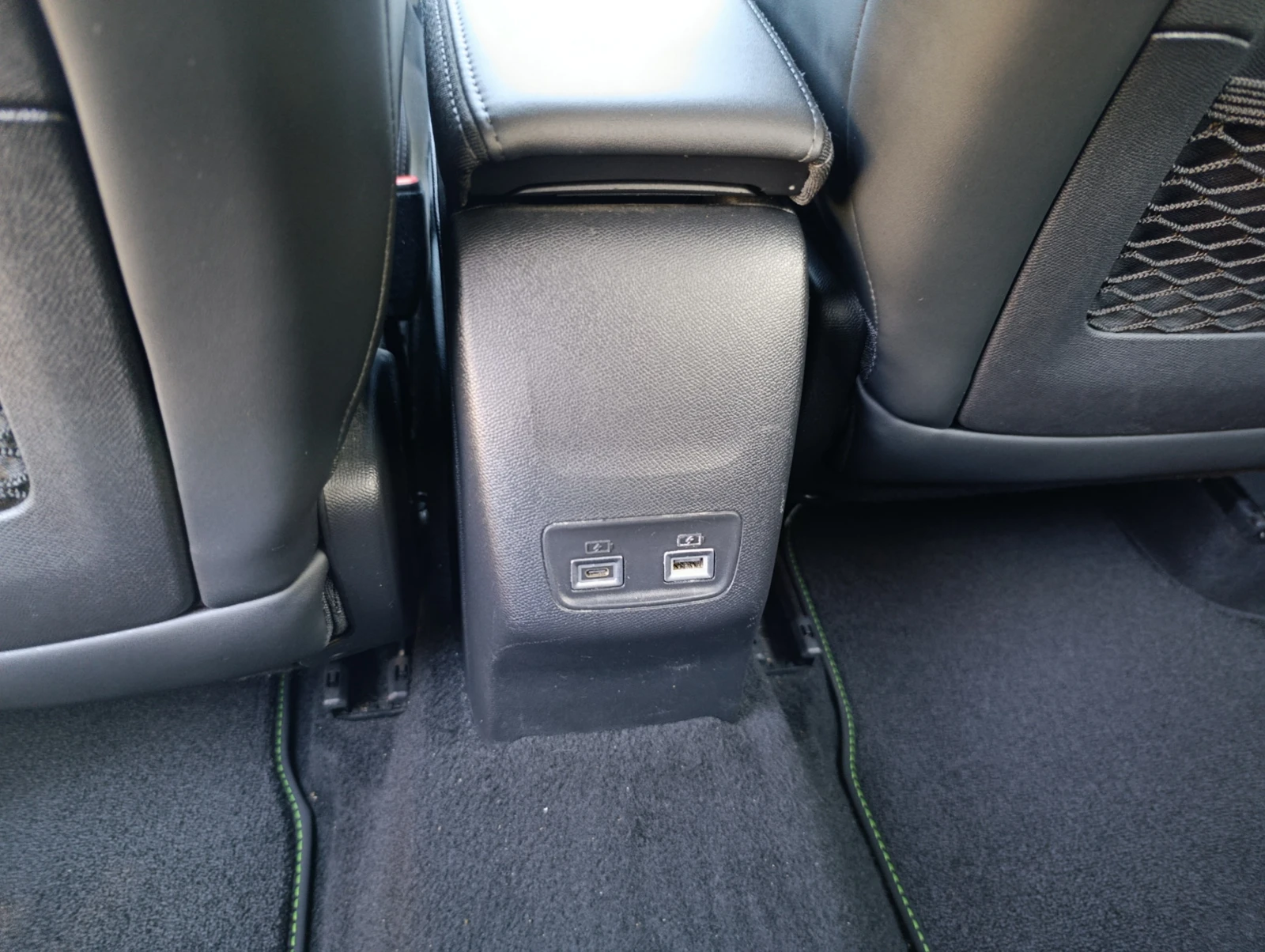Peugeot 2008  GT Закупен от БГ, снимка 13 - Автомобили и джипове - 55569311